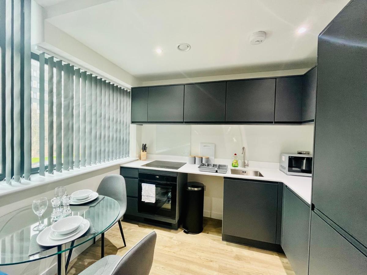 Lovely Studio Apartment With Free Parking Included! แมนเชสเตอร์ ภายนอก รูปภาพ